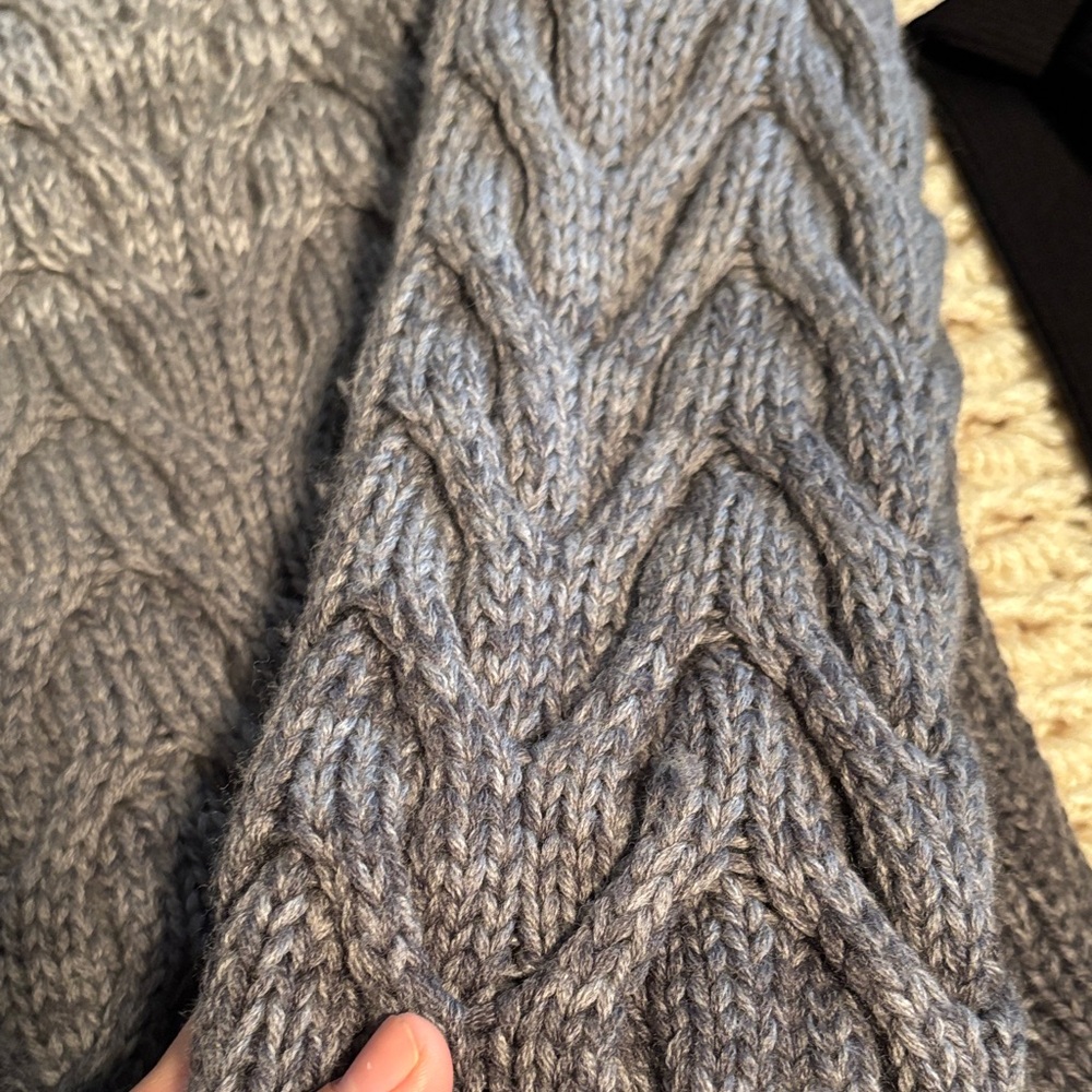 AG Adriano Goldschmied Gray Cable Knit Crewneck Sweater 100% Wool - Picture 8 of 12